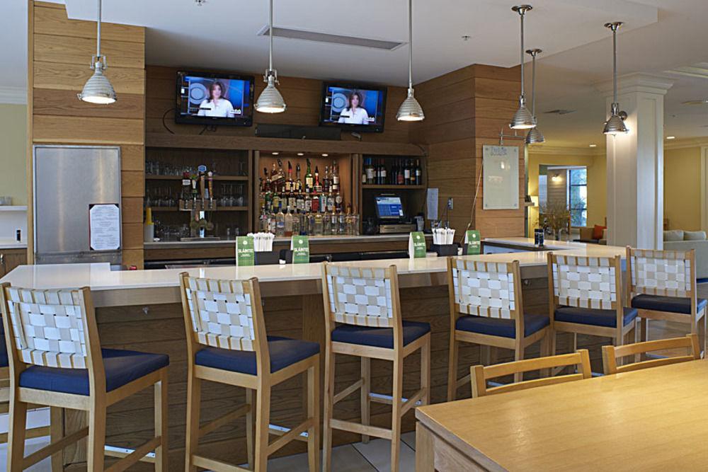 Four Points By Sheraton Harborside 4*