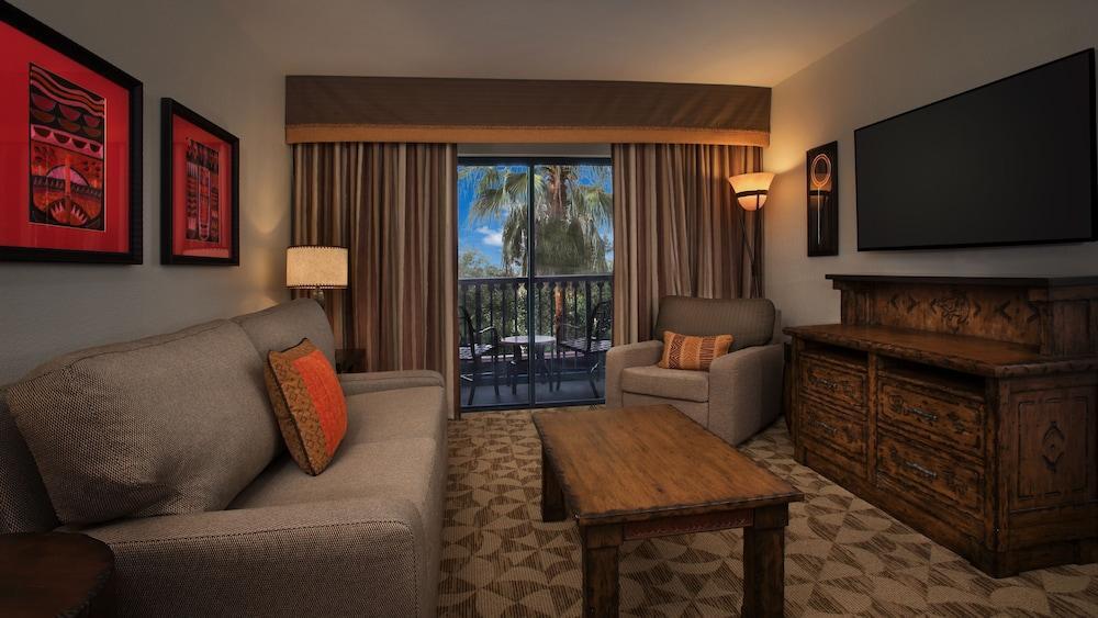 Lodge Disney's Animal Kingdom *