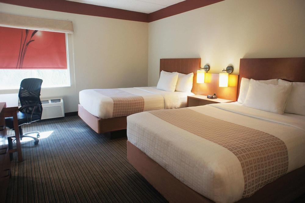 La Quinta By Wyndham Miami Hotel Cutler Bay
