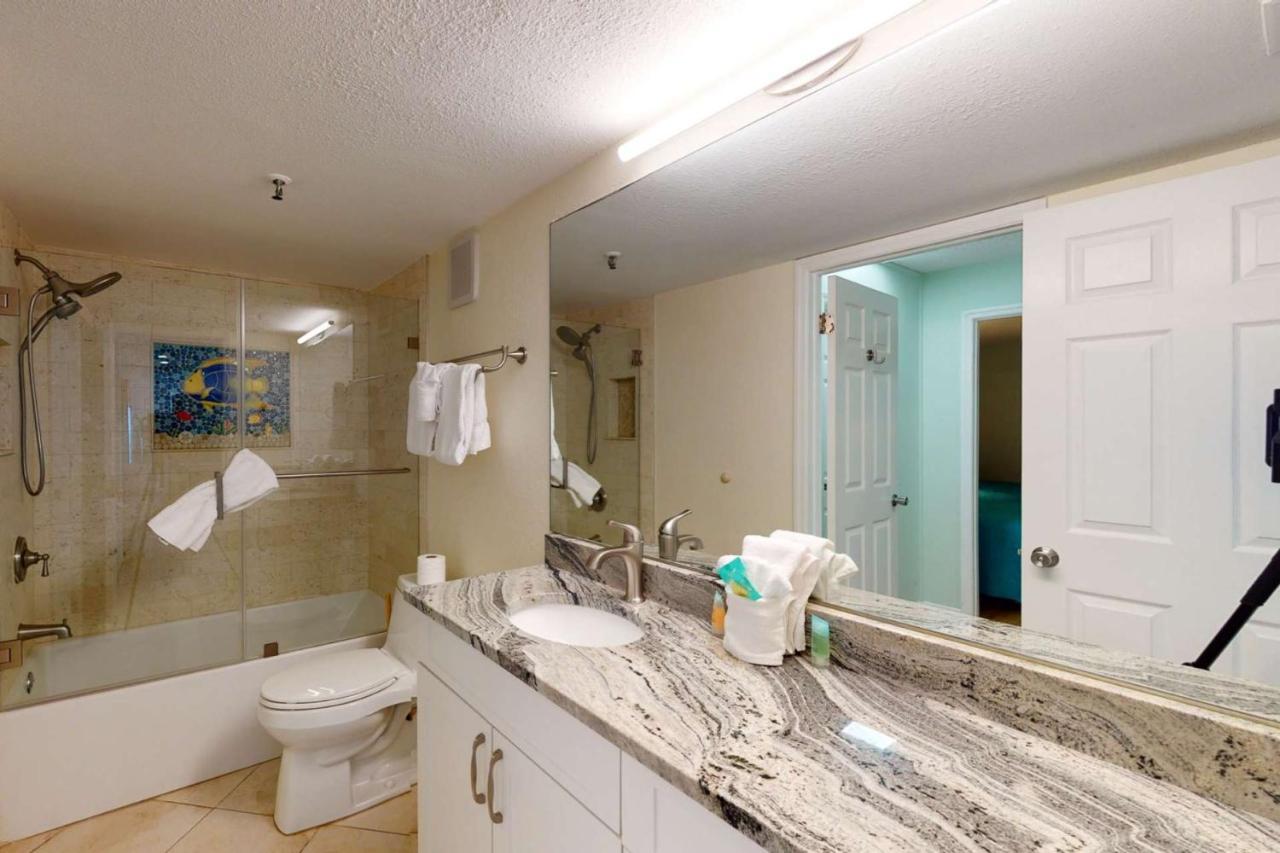 307 - Place * St. Pete Beach