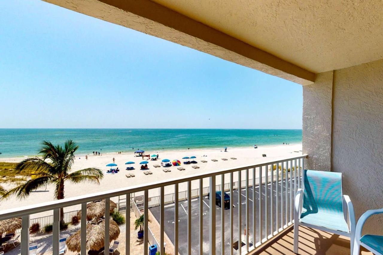 307 - Place * St. Pete Beach