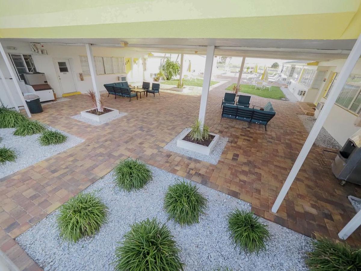 Hotel The Sands Of Treasure Island