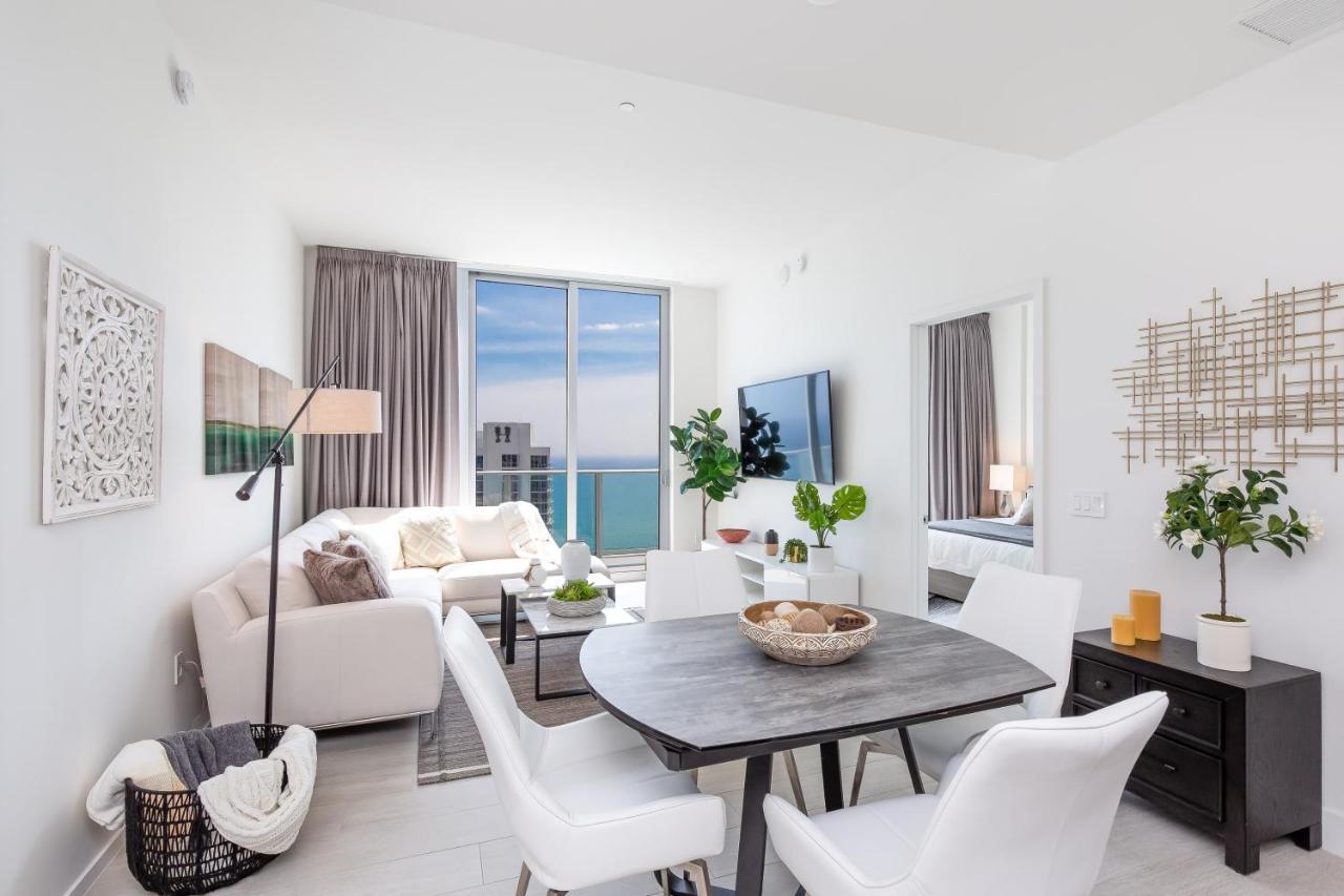Hyde House Private Aparthotel 4*