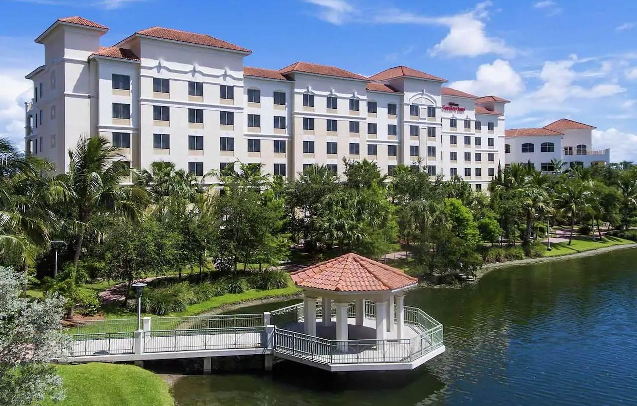 Hilton Garden Palm Gardens Hotel 3*