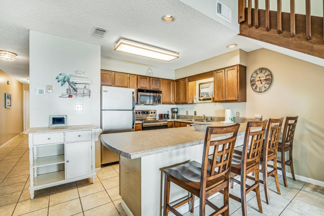 Emerald Shores #3006 *