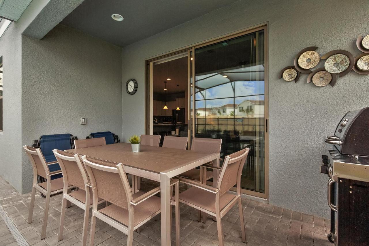 Bsv2487 - Brand New Luxury 5 Bedroom With Free Wifi And Private Pool *