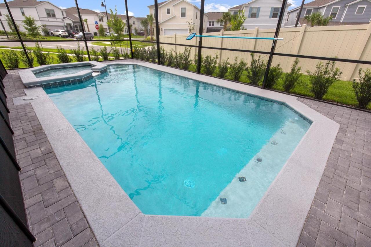 Bsv2487 - Brand New Luxury 5 Bedroom With Free Wifi And Private Pool