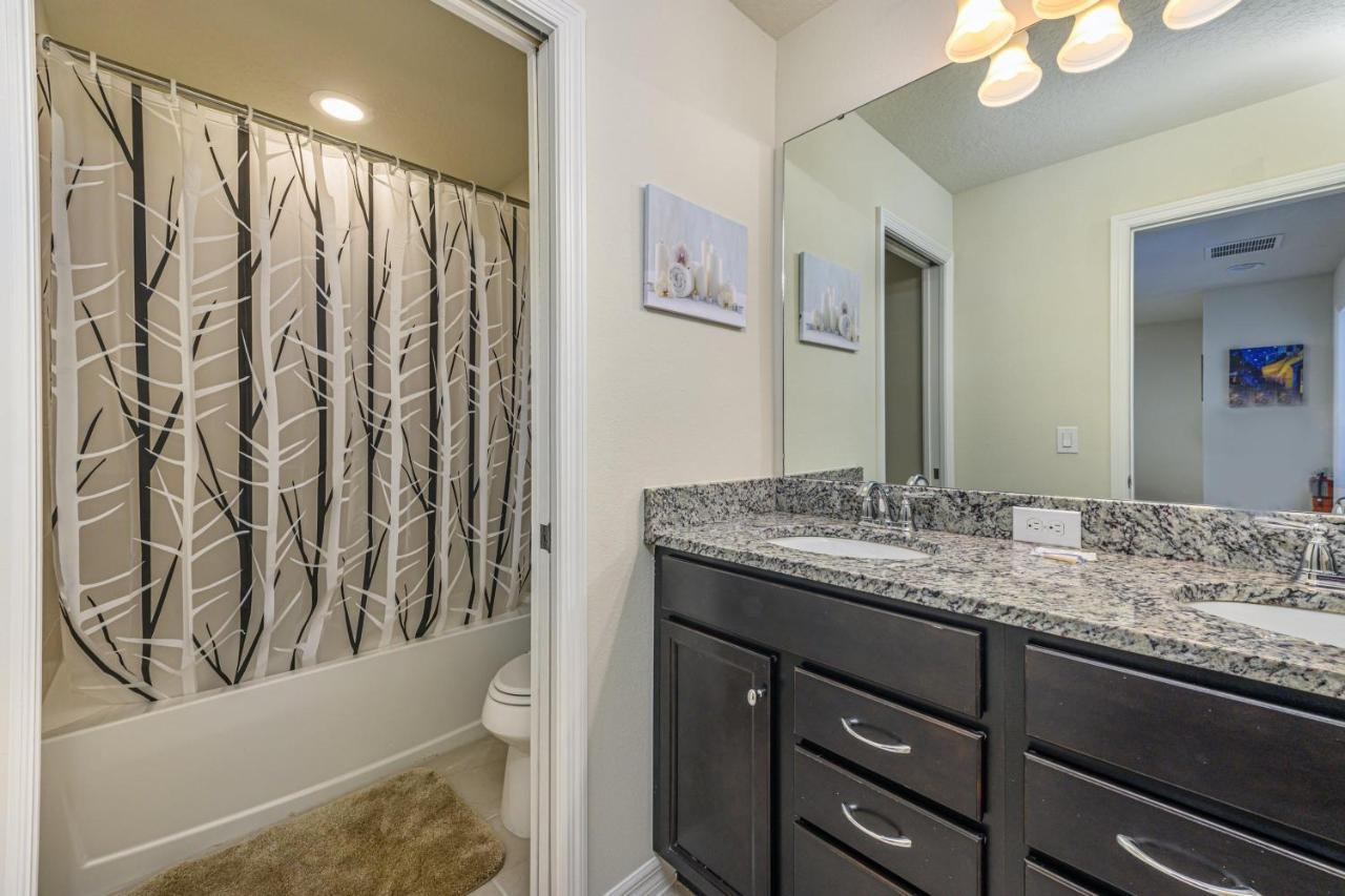 Bsv8919 - Gorgeous 5 Bedroom 4 Bath Townhome With Private Pool & Free Wifi Kissimmee