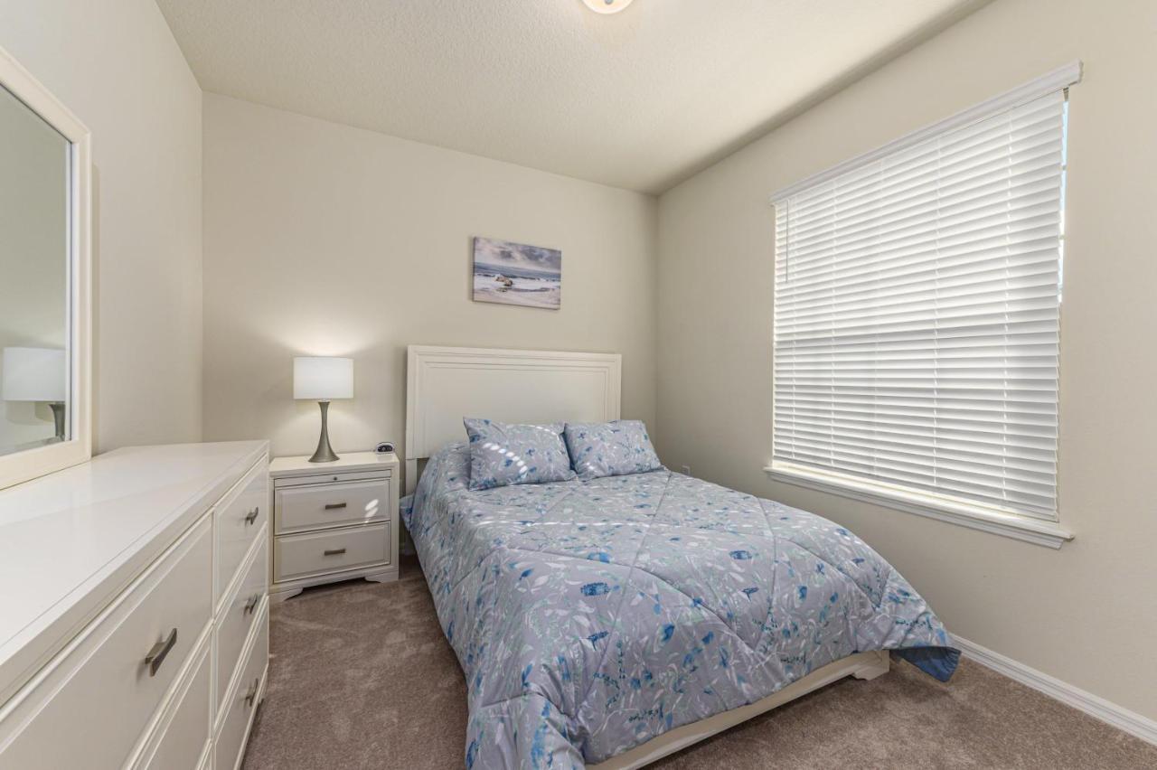 Bsv8919 - Gorgeous 5 Bedroom 4 Bath Townhome With Private Pool & Free Wifi Holiday home Kissimmee