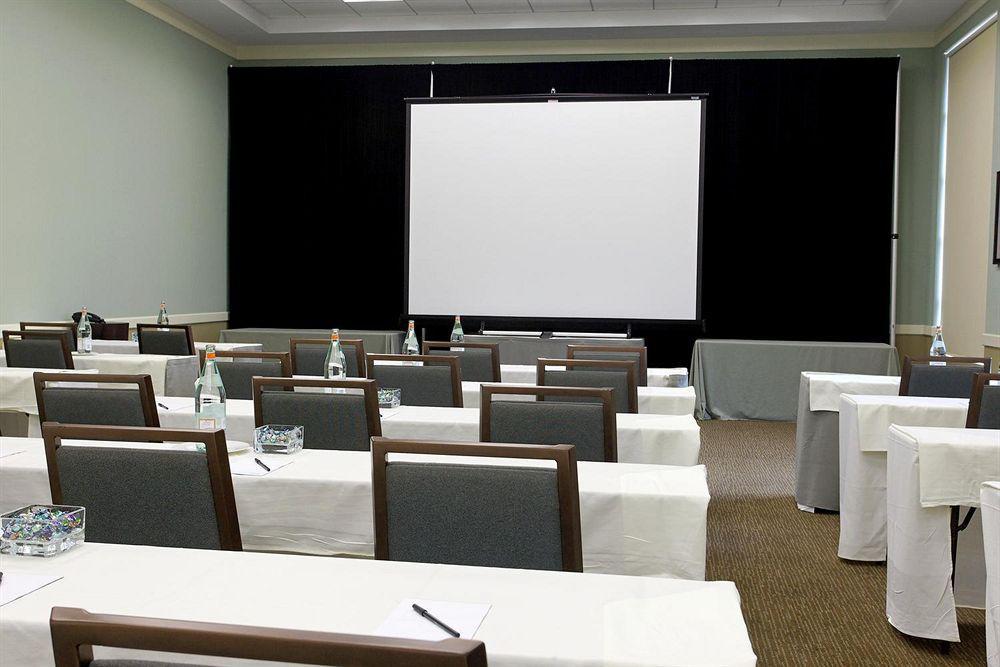 Hilton Grand Vacations Club Palmeras Orlando Resort Williamsburg