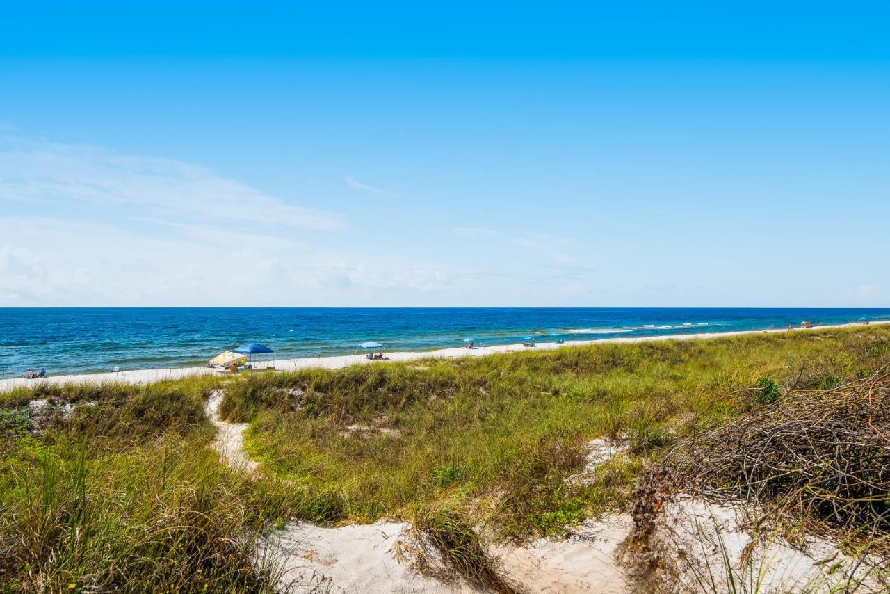 Apartment Emerald Shores #3006 *