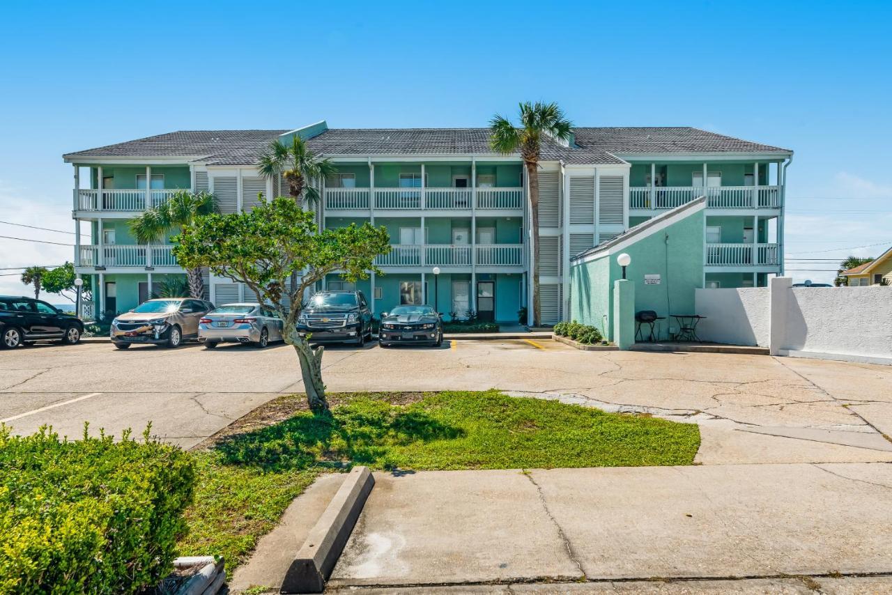Emerald Shores #3006 *