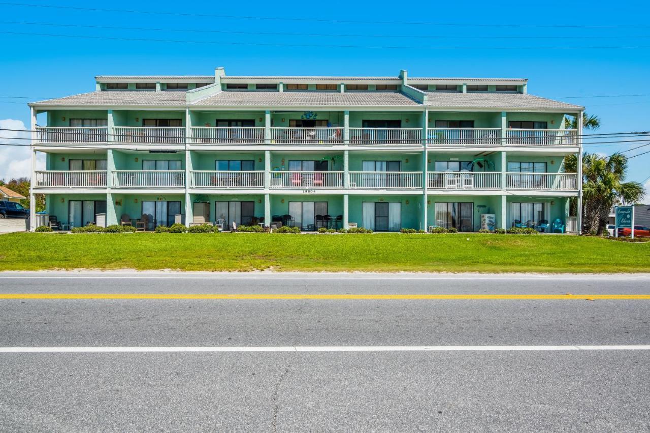 Apartment Emerald Shores #3006