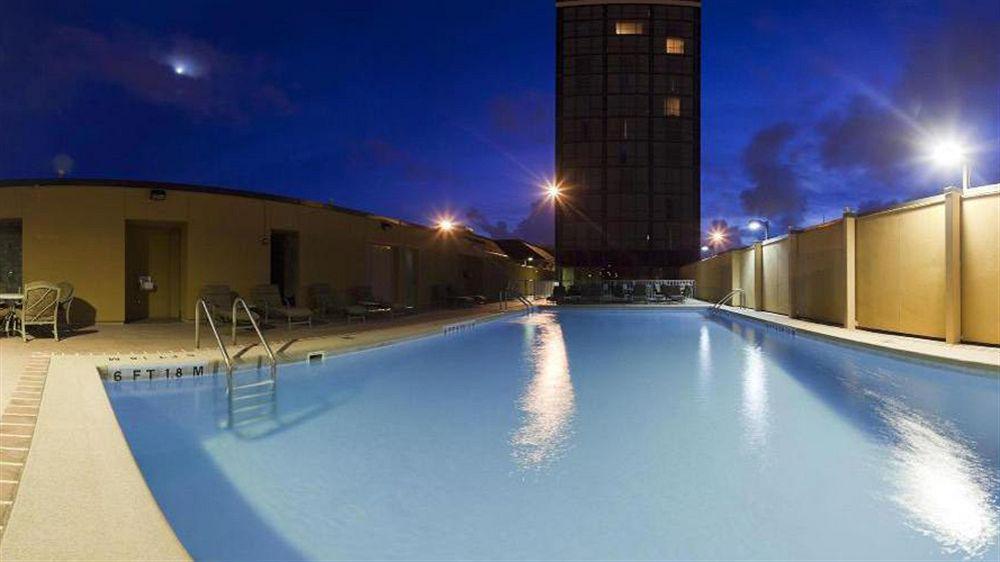Crowne Plaza Grand 4*