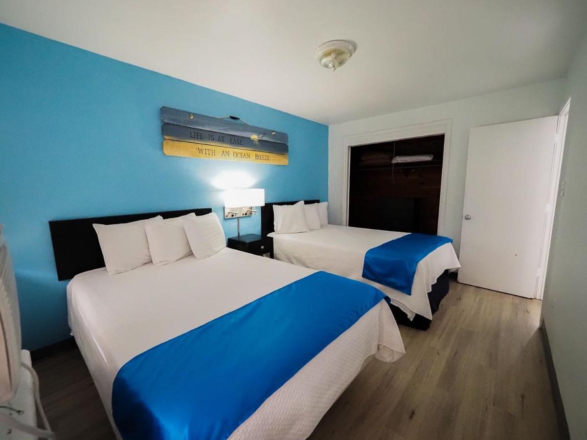The Sands Of Treasure Island Hotel
