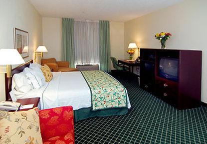 Fairfield & By Marriott Hotel 3*