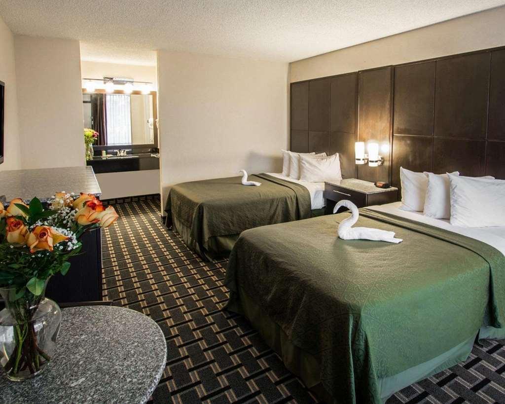 Magnuson Grand North Hotel