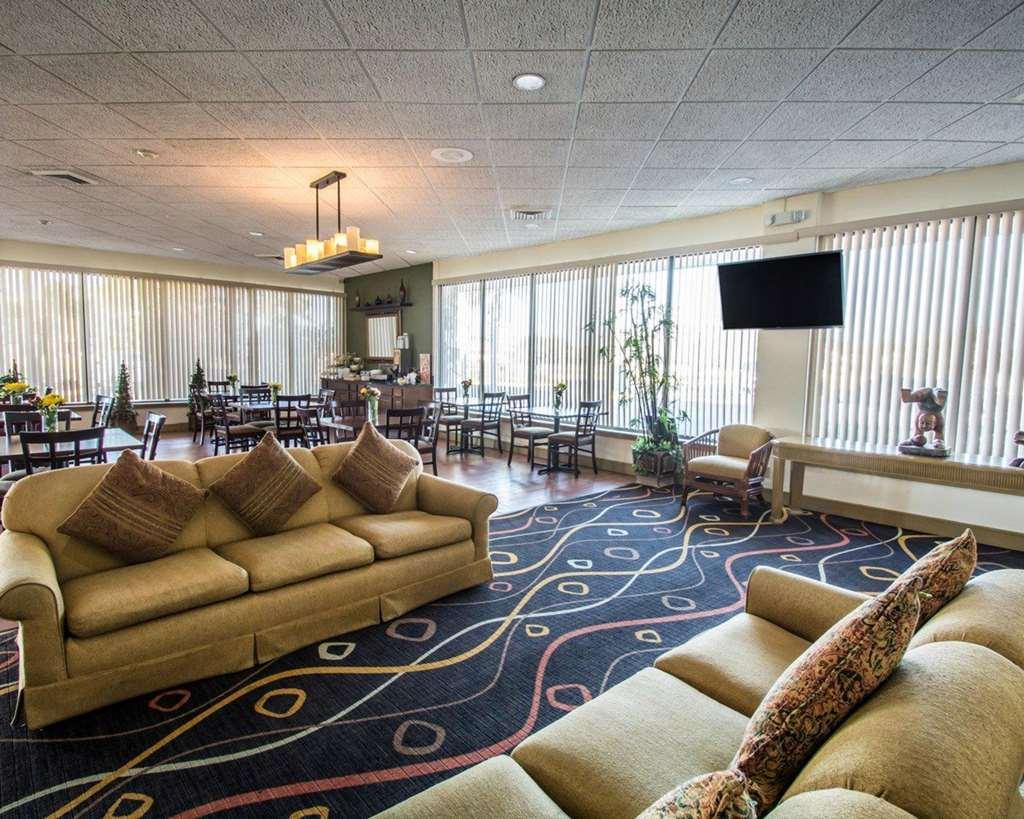 Magnuson Grand North Sebring