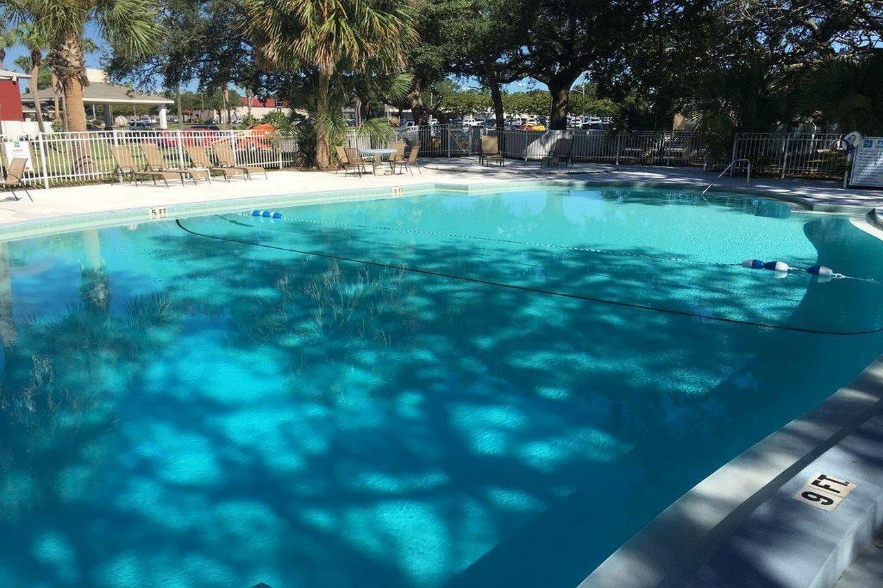 Inn Quality Walton - Destin West 2*