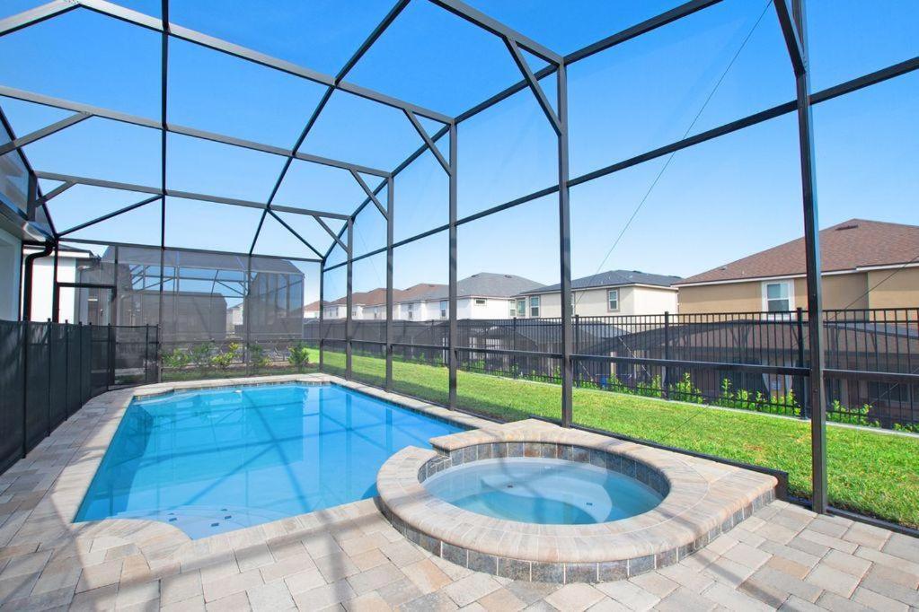 Bsv1823 - Luxury 8 Bedroom 6 Bathroom In The Desirable Solara Kissimmee
