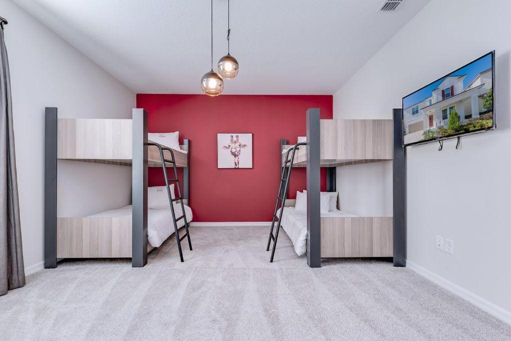 Bsv1810 - Luxury 8 Bedroom 6 Bathroom In The Desirable Solara Holiday home *