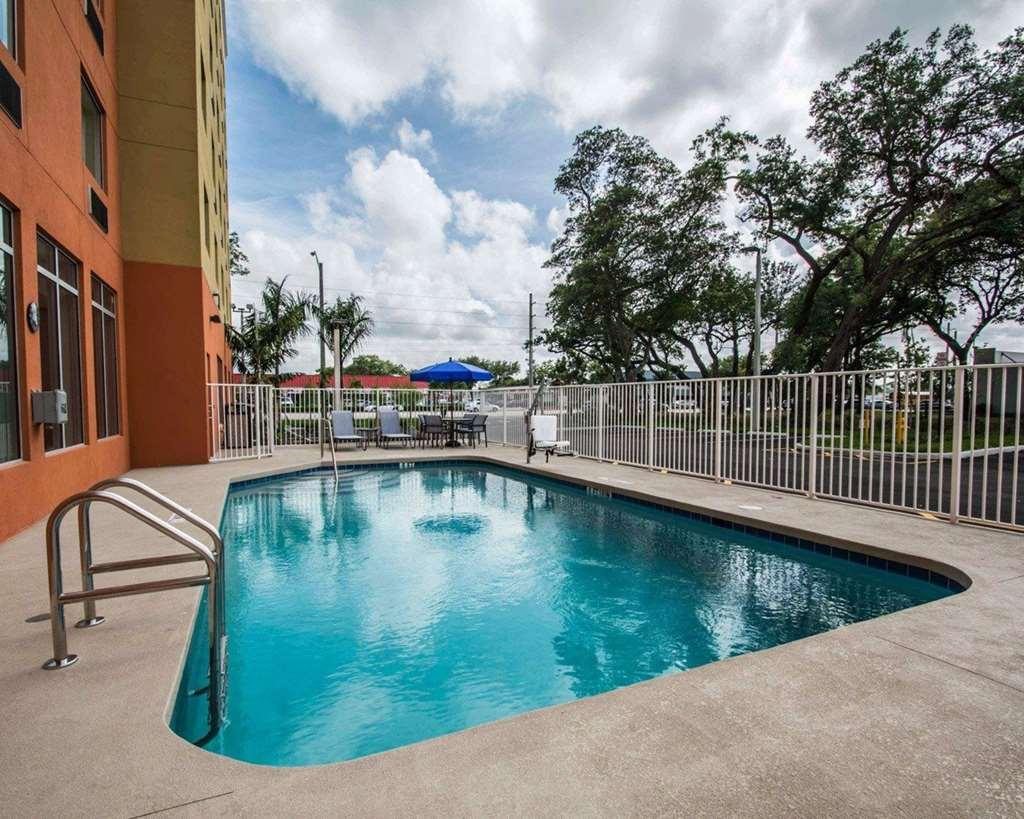 Comfort Lauderdale Airport South & Cruise Port Hotel