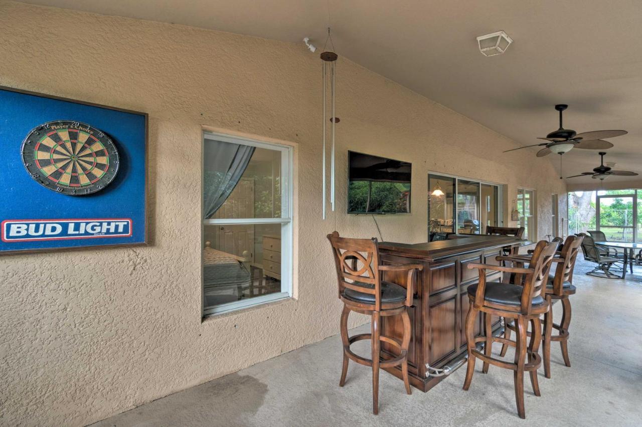 Breezy Gulf Coast Getaway About 4 Mi To Park Holiday home