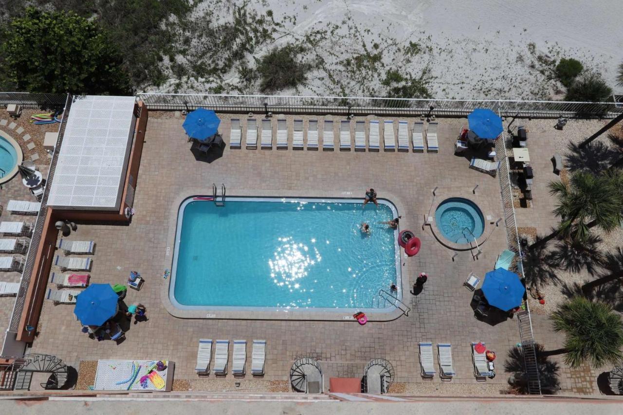 Sandcastle Penthouse #3 Holiday home Clearwater Beach