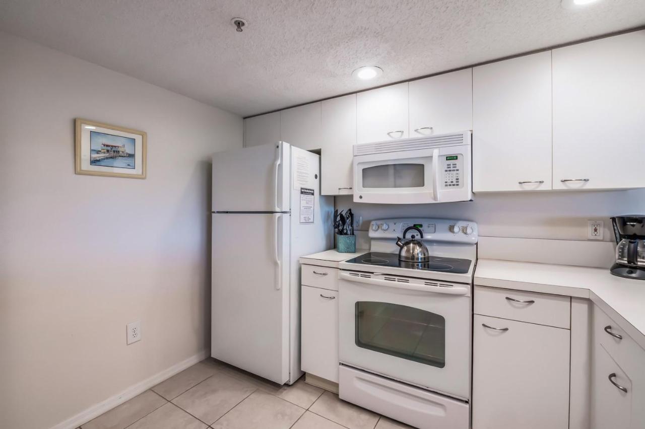 Sandy Pointe Apartment Holmes Beach