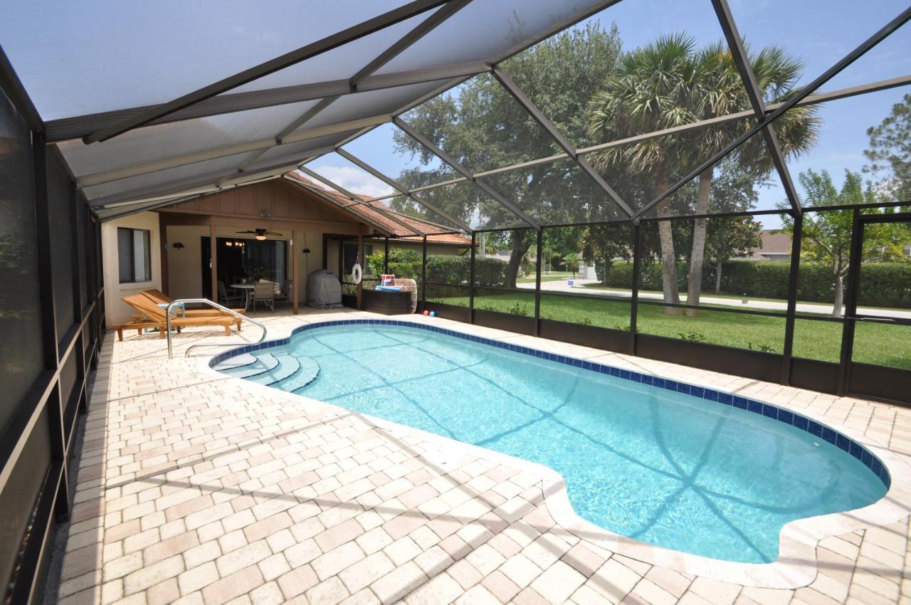 Holiday home Salt Life Cozy Canal Front Pool W Boat Dock *