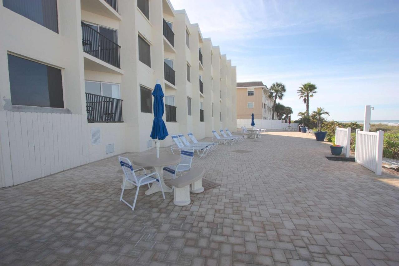 201 Belleair Club * Clearwater Beach
