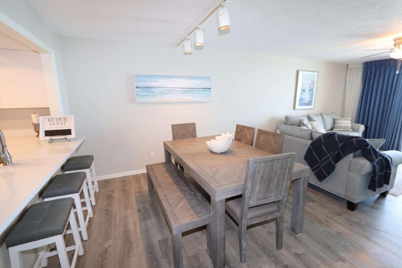 Sandcastle Penthouse #3 Holiday home Clearwater Beach