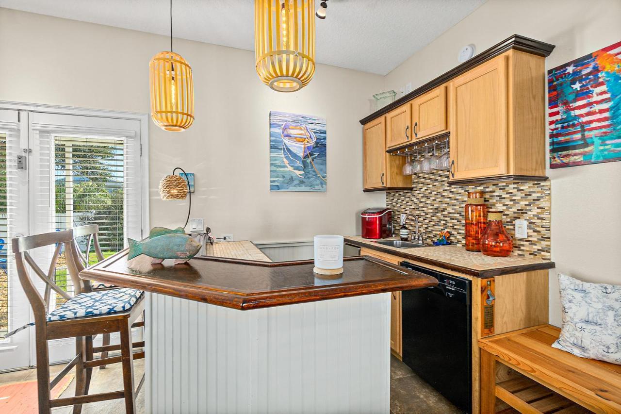 Fantasea Is The Perfect House With Pool And Hot Tub 4 Bed3 Bath With 2 Master Holiday home