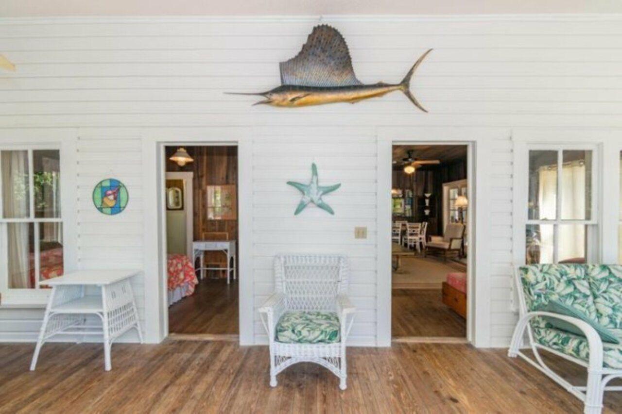Apartment Hideaway