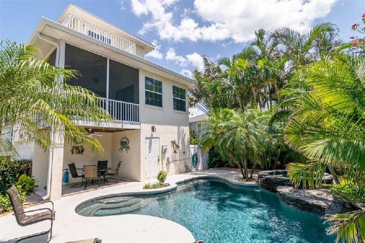 Beachside Apartment Holmes Beach