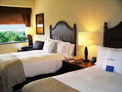 Doubletree By Hilton West Palm Airport 4* West Palm Beach