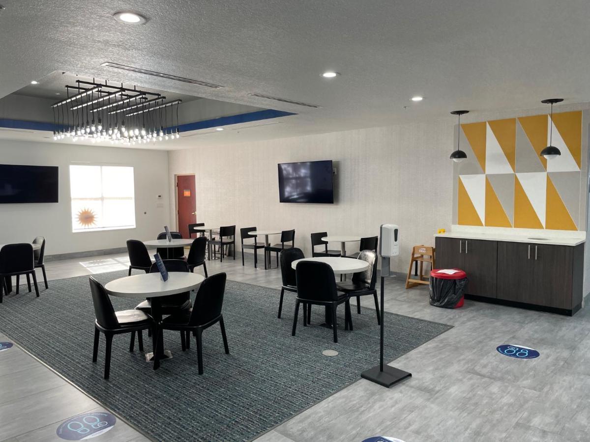 Hotel La Quinta By Wyndham Tampa