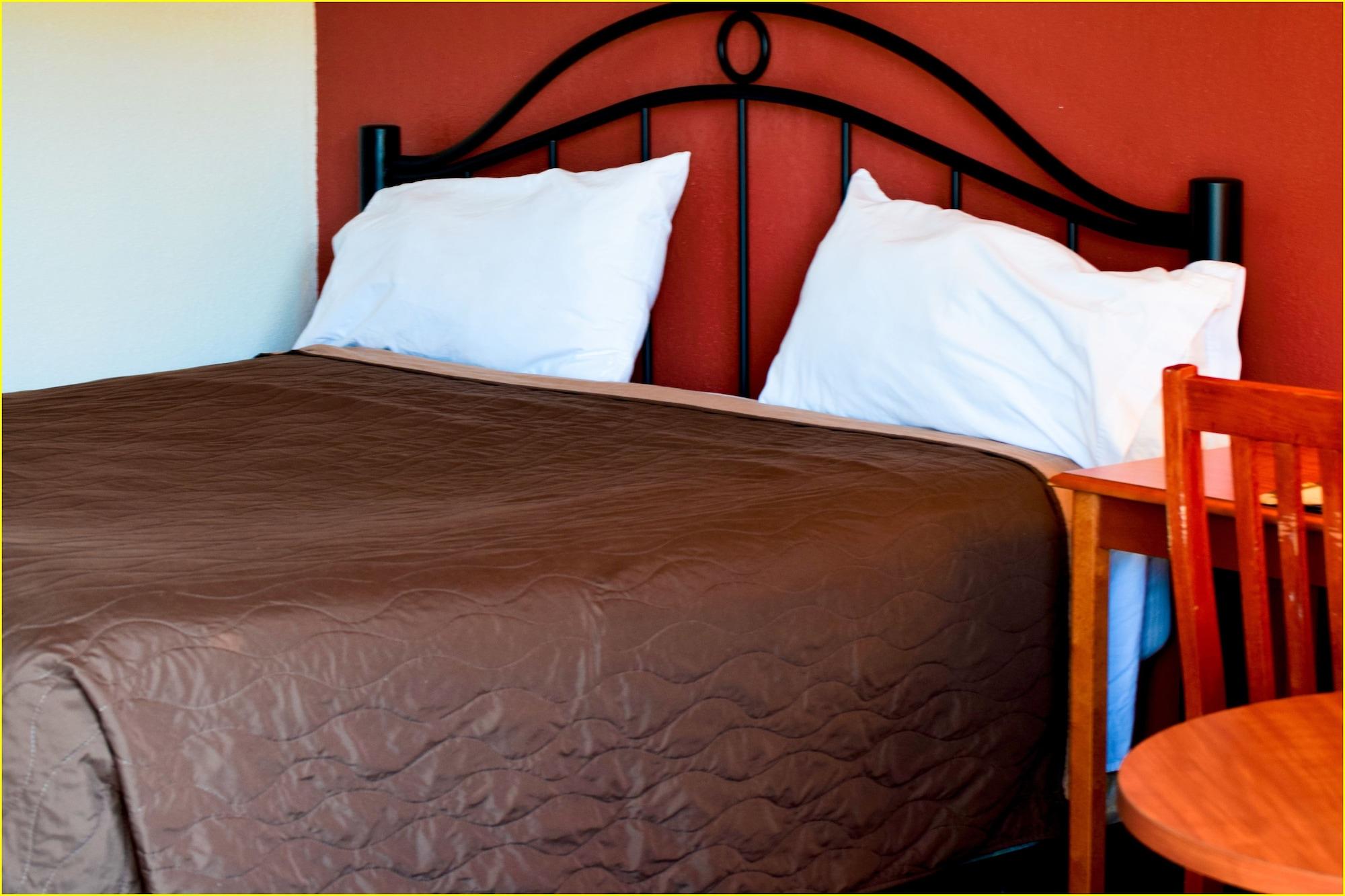 - Hotel Bartow