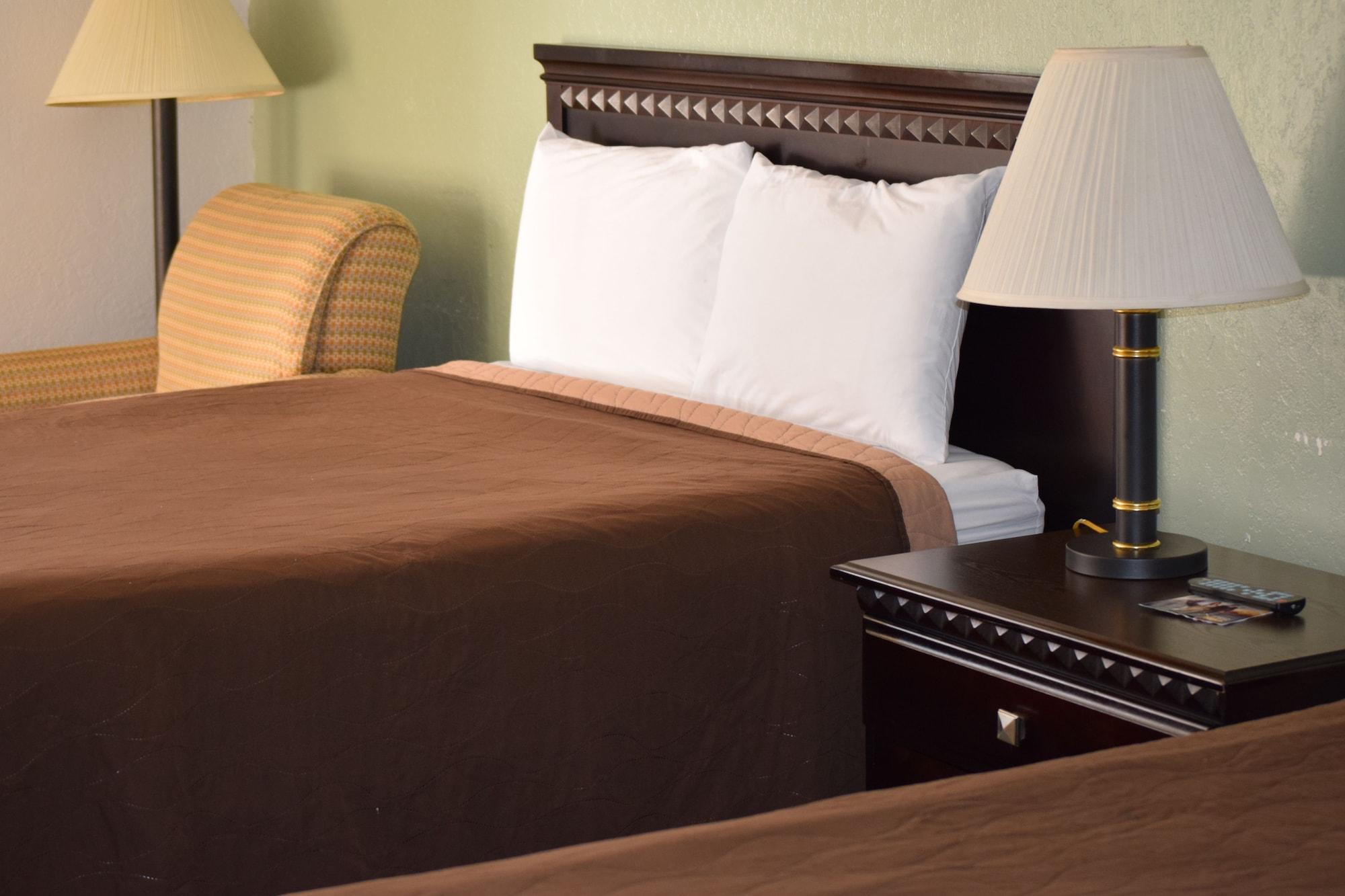 - Hotel