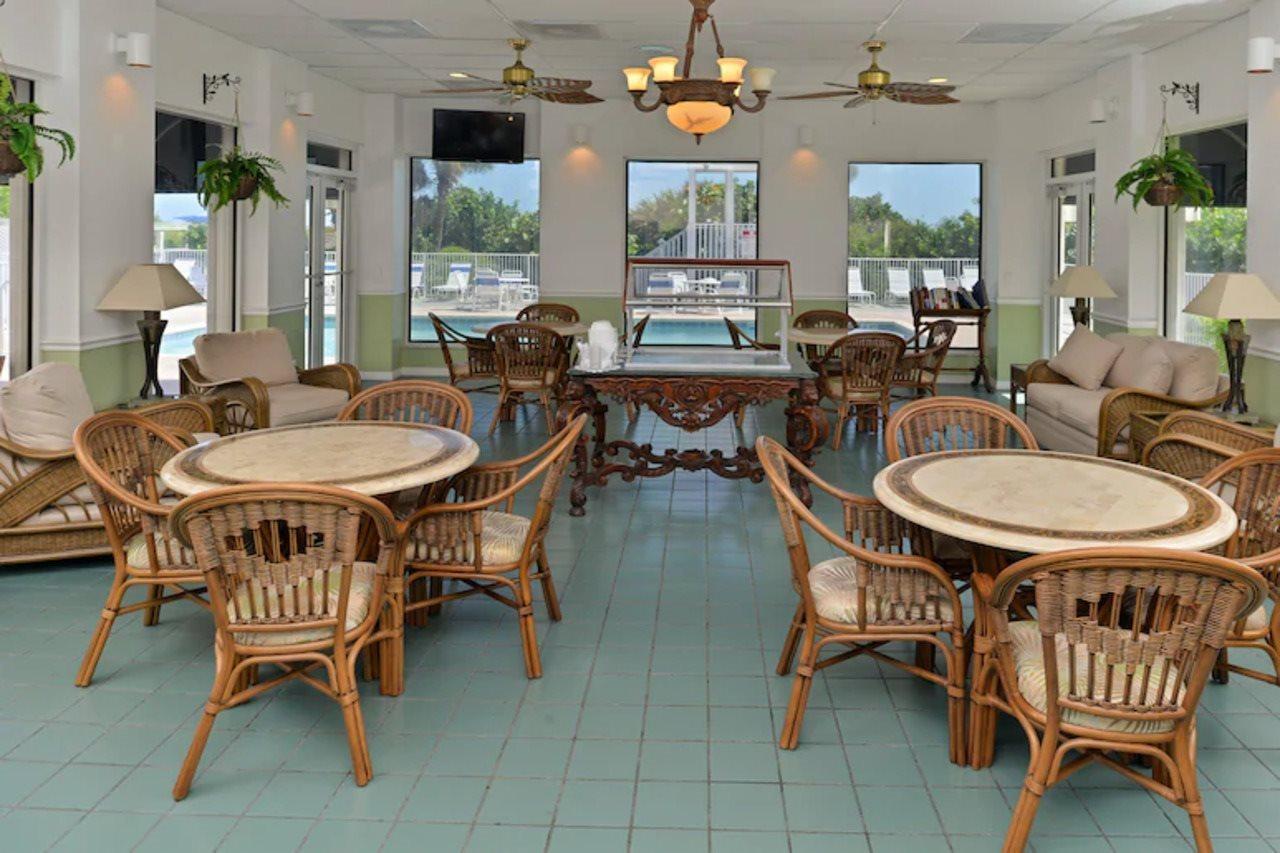 Aparthotel Royal Mansions Cape Canaveral
