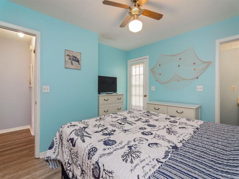 Apartment Gulf Highlands 109, 2 Bedrooms, Heated Pool Access, Wifi, Sleeps 6 *