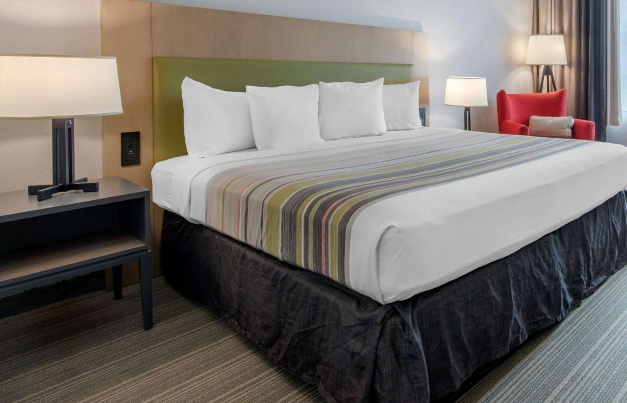Country & By Radisson, Port Canaveral, Fl