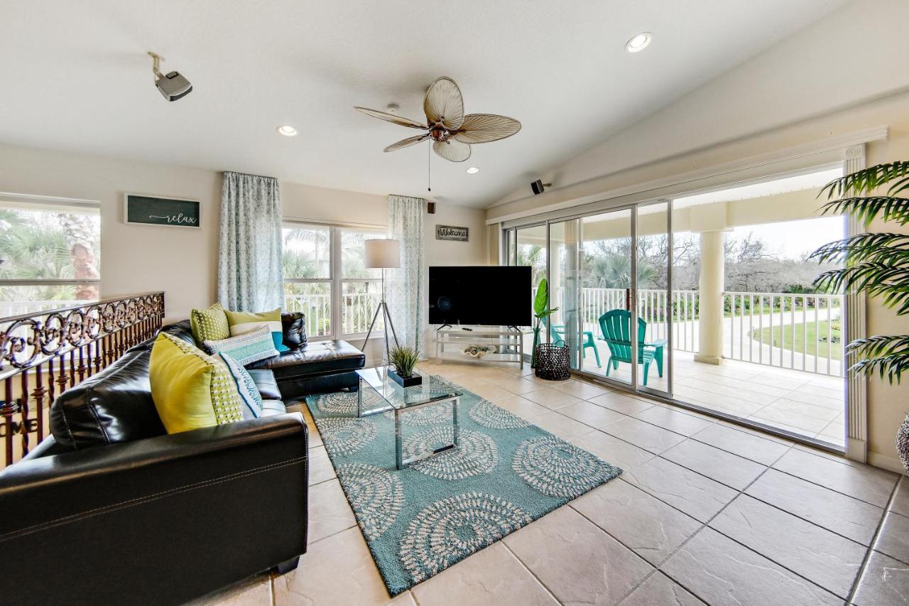 Holiday home Oasis By The Sea Front Community - Luxurious Pool With Waterfall - Sleeps 10 - *