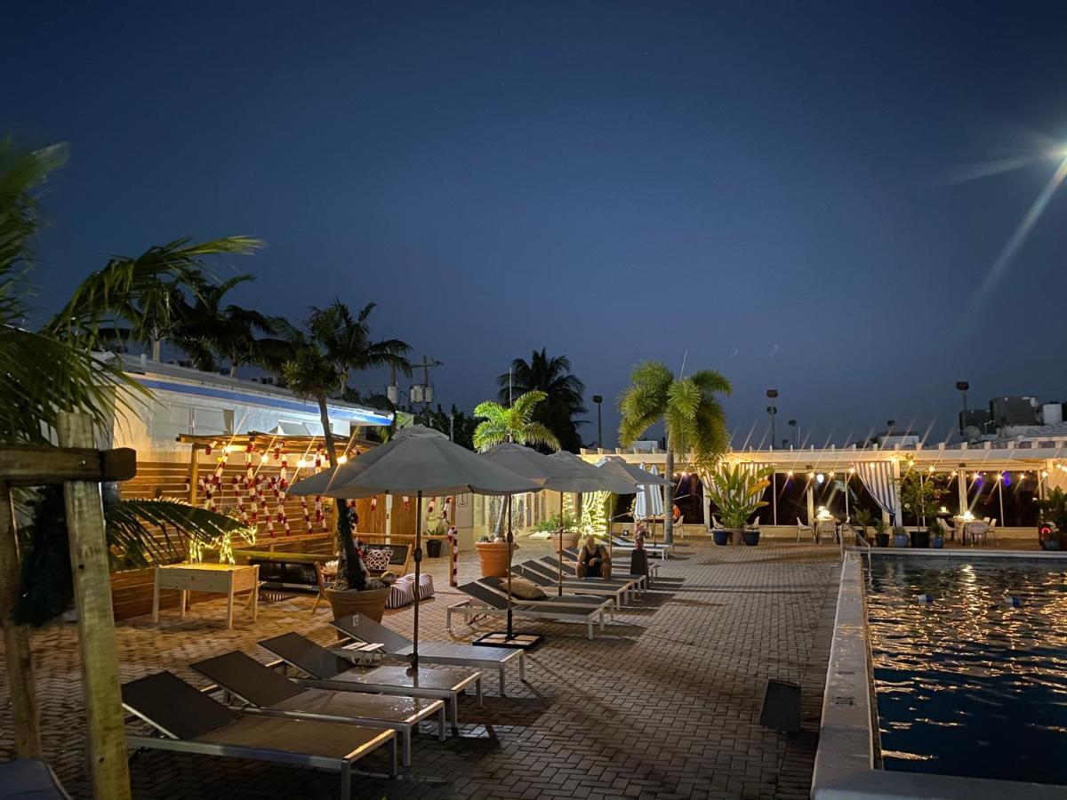 Skipjack & Marina Inn