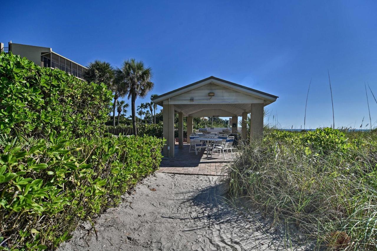 Sunny Gulf Coast Direct And Pool Access