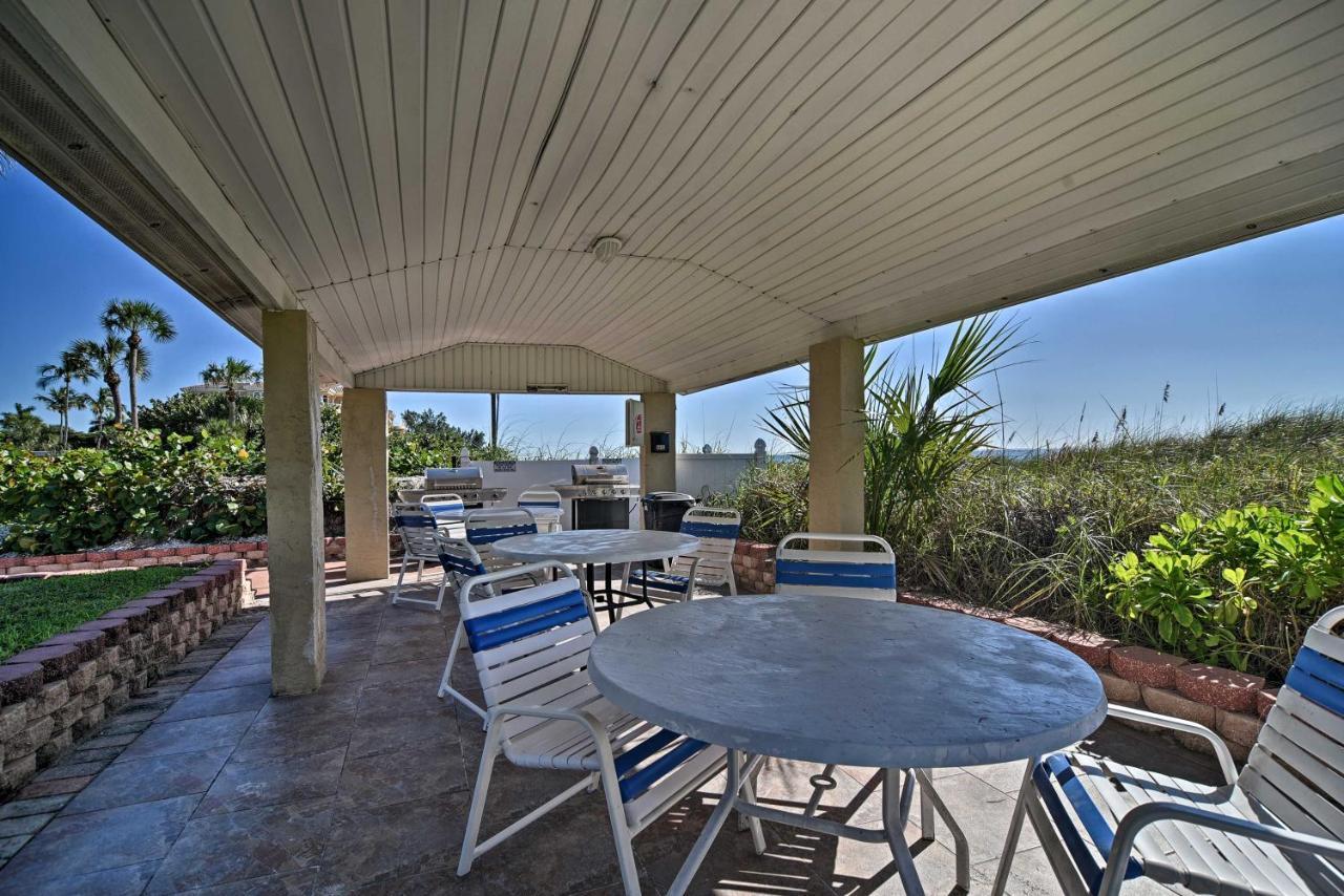 Sunny Gulf Coast Direct And Pool Access Villa *