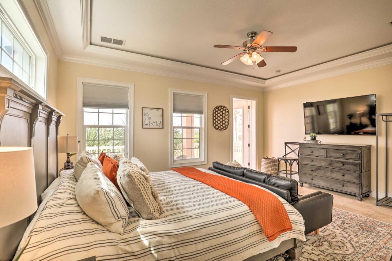 Oasis With Pool Steps To Cinnamon Beach! Holiday home Palm Coast
