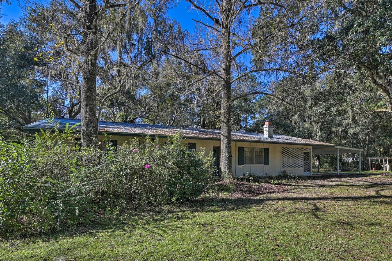 Pet-friendly With Fire Pit! Brooksville