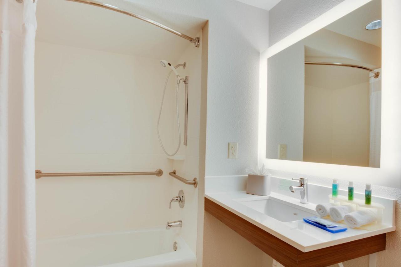 Staybridge South By Ihg