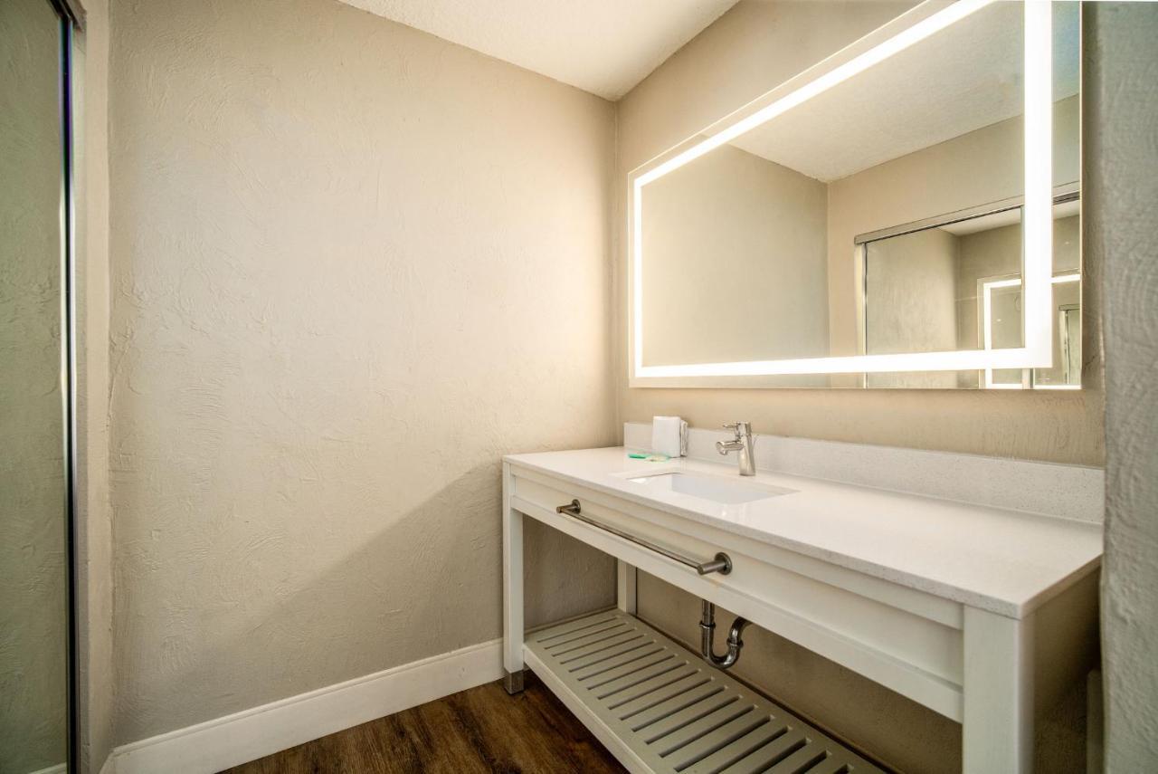 Perry's Ocean-edge 3* Daytona Beach